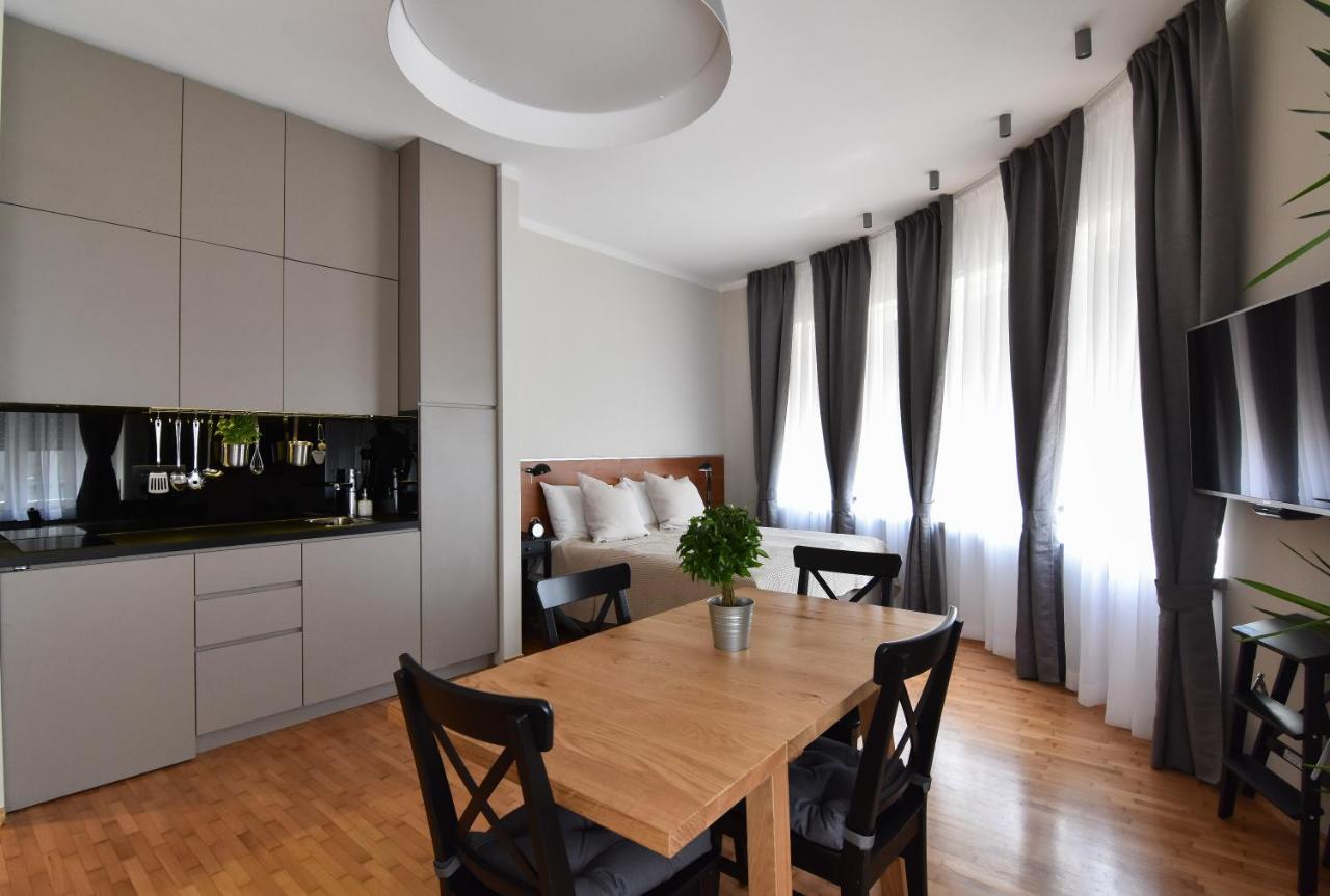 זאגרב Karlo Main Square Apartments מראה חיצוני תמונה